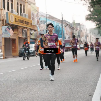 Runner Photo 5892773