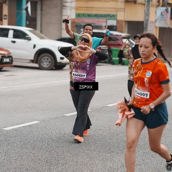 Runner Photo 5892828