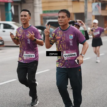 Runner Photo 5892842
