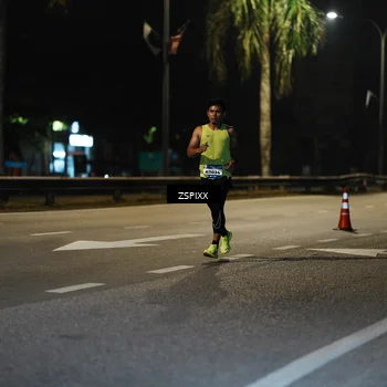 Runner Photo 5892943