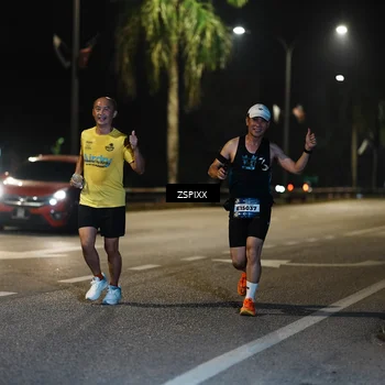 Runner Photo 5892999
