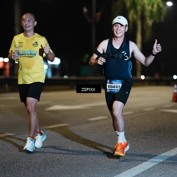 Runner Photo 5893016