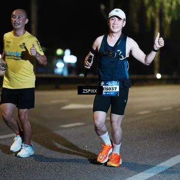 Runner Photo 5893022