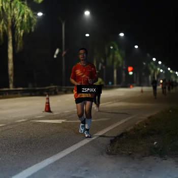 Runner Photo 5893025