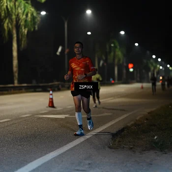 Runner Photo 5893032