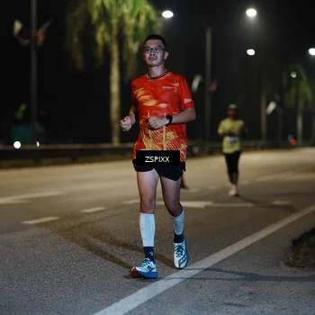 Runner Photo 5893043