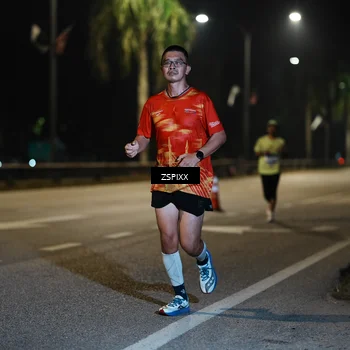 Runner Photo 5893044