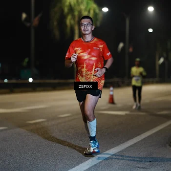 Runner Photo 5893045