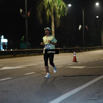 Runner Photo 5893053
