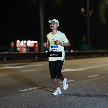 Runner Photo 5893071