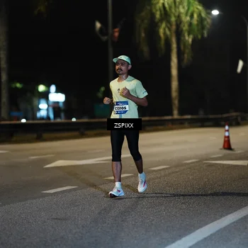 Runner Photo 5893072