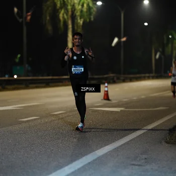 Runner Photo 5893091