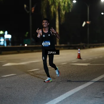 Runner Photo 5893096