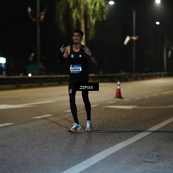 Runner Photo 5893100