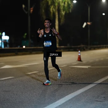 Runner Photo 5893104