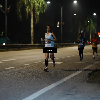 Runner Photo 5893113