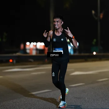 Runner Photo 5893117