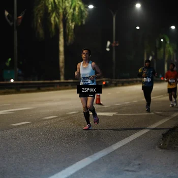 Runner Photo 5893118