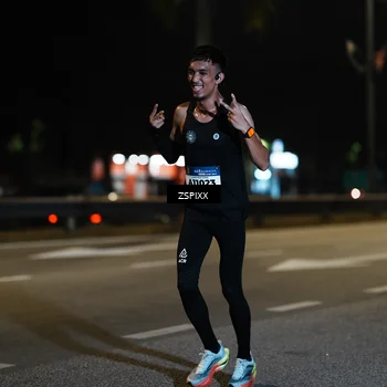 Runner Photo 5893119