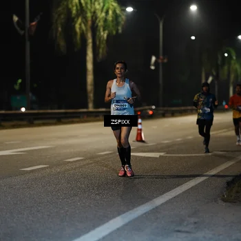Runner Photo 5893125