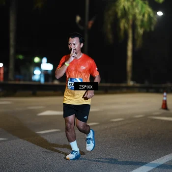 Runner Photo 5893177