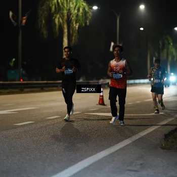 Runner Photo 5893186