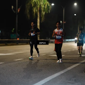 Runner Photo 5893187