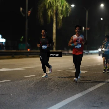 Runner Photo 5893191