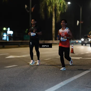 Runner Photo 5893196