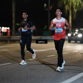 Runner Photo 5893215