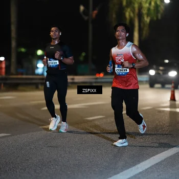 Runner Photo 5893216