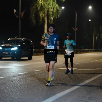 Runner Photo 5893230
