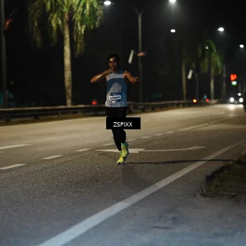 Runner Photo 5893255