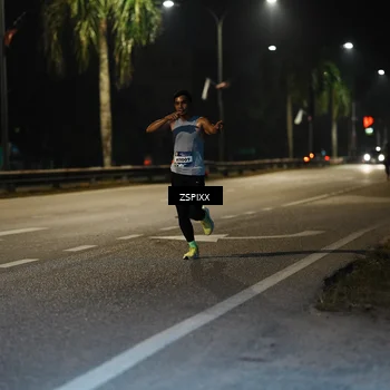 Runner Photo 5893259