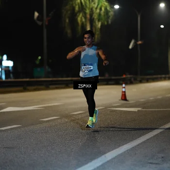 Runner Photo 5893264