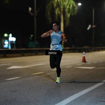 Runner Photo 5893275