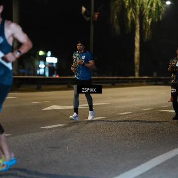 Runner Photo 5893328