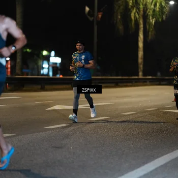 Runner Photo 5893334