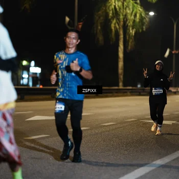 Runner Photo 5893349