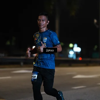 Runner Photo 5893350