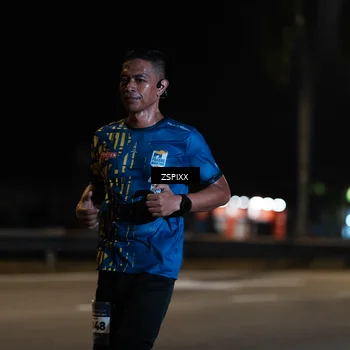 Runner Photo 5893354