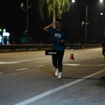 Runner Photo 5893377