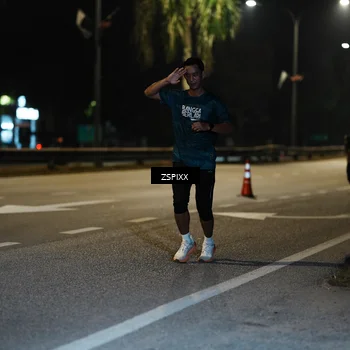 Runner Photo 5893378