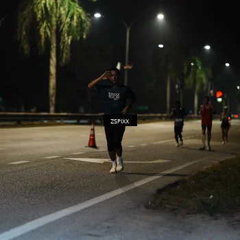 Runner Photo 5893392