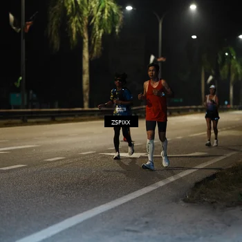 Runner Photo 5893402