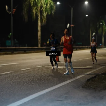 Runner Photo 5893406