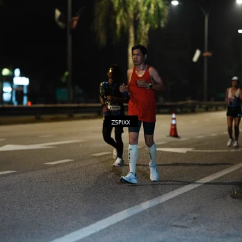 Runner Photo 5893412
