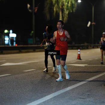 Runner Photo 5893416