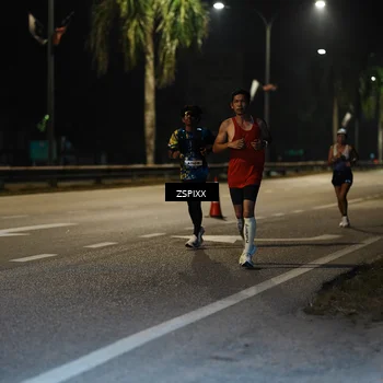 Runner Photo 5893417