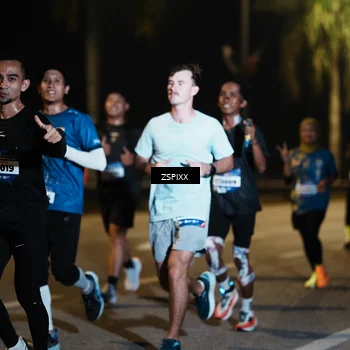 Runner Photo 5893522